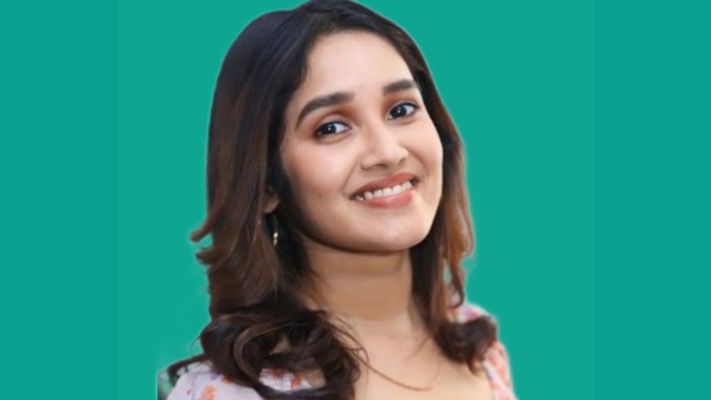 Anikha Surendran Age, Biography, Net Worth, Movies, Relationships, Family, Hobbies, and More: A Fascinating Insight”